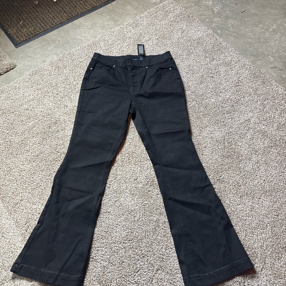 2 PAIRS!! Isaac Mizrahi Denim Jeans